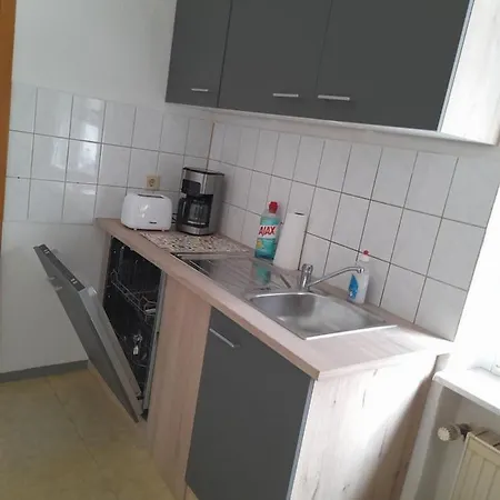 Lägenhet Schoene Fuer Monteure Und Sonstige Reisende *
